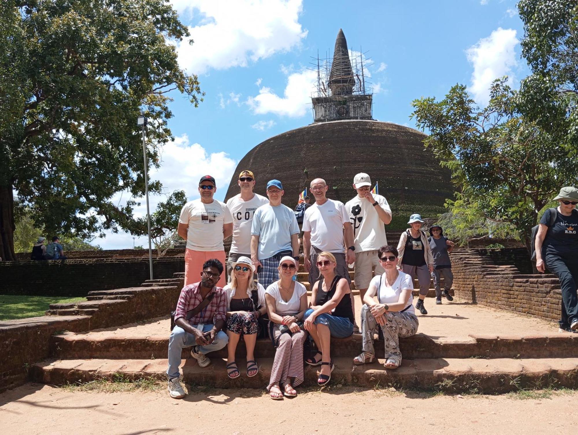 Windy Villa Polonnaruwa Exteriör bild